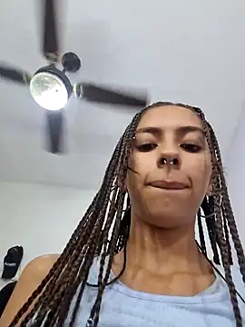Snapshot of Jazmin-Cerezita chatting on February 8, 2025, 2:26 am Jazmin-Cerezita online show from February 8, 2025, 2:26 am