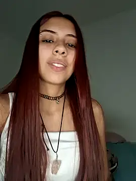 Snapshot of Jazmin-Cerezita chatting on October 7, 2025, 2:12 am Jazmin-Cerezita online show from October 7, 2025, 2:12 am