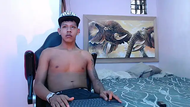 mr stiven  online show from March 6, 2025, 3:35 am