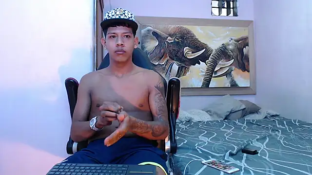 mr stiven  online show from March 6, 2025, 6:41 am