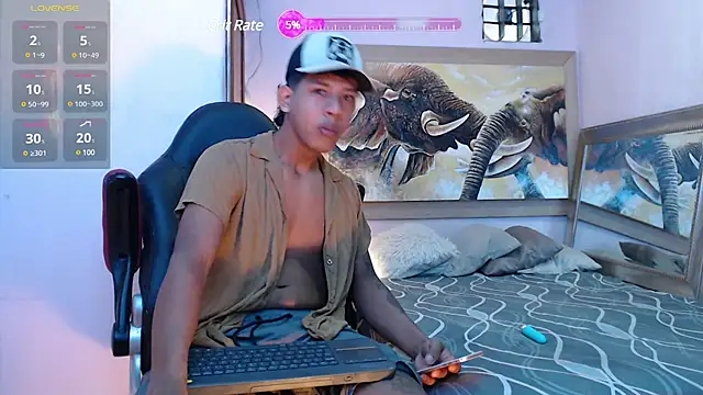 mr stiven  online show from March 19, 2025, 6:14 am