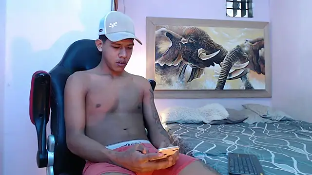 mr stiven  online show from February 20, 2025, 5:44 am