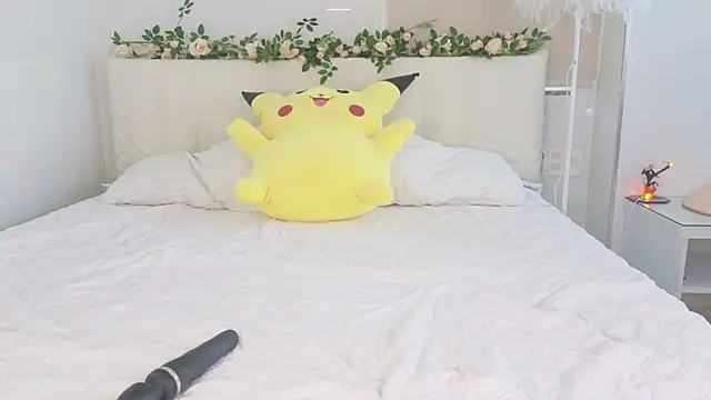 Akina starr online show from October 10, 2025, 8:59 am