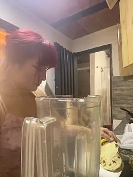 Liah ferrer online show from February 28, 2026, 4:06 pm