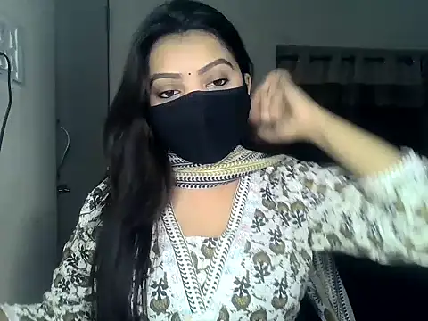 ishi Beauty online show from March 1, 2026, 8:14 am