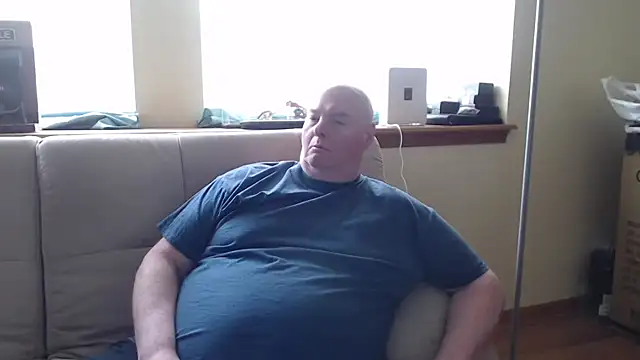 harley99574 online show from May 17, 2026, 8:31 pm