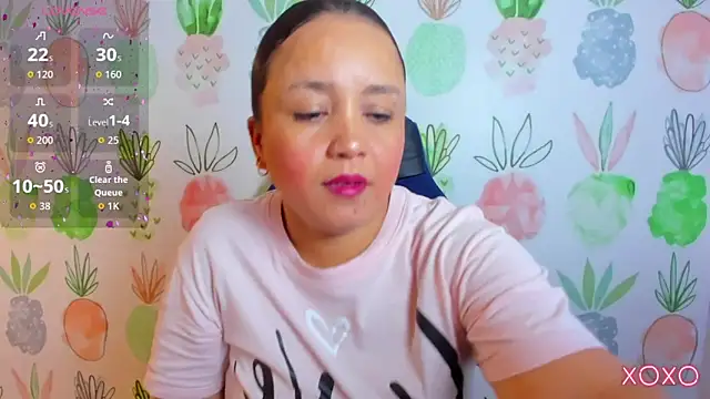 linda rios  online show from November 7, 2025, 7:18 pm