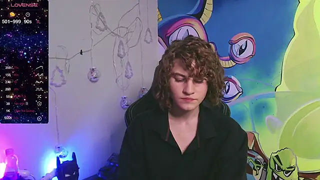 Marceliinii online show from December 22, 2024, 8:03 pm