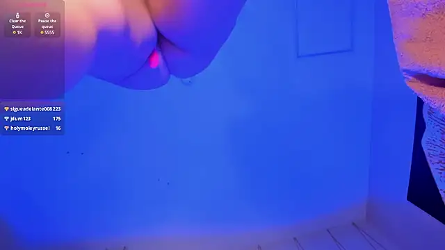 Snapshot of IsabelBornner chatting on March 23, 2025, 2:37 am IsabelBornner online show from March 23, 2025, 2:37 am