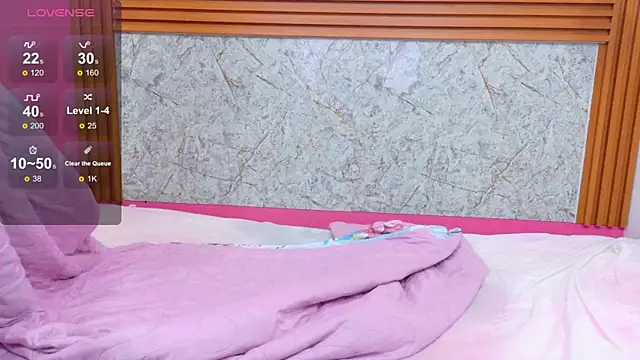 kinkyandsavage online show from February 11, 2026, 7:25 pm