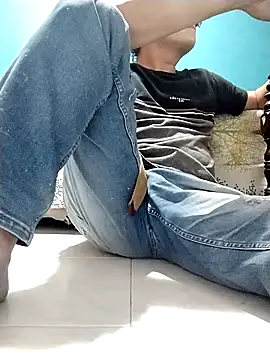 Bombi22 online show from March 22, 2025, 1:54 am