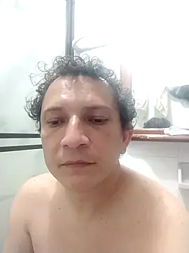 Bombi22 online show from February 9, 2025, 3:01 pm