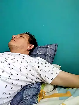 Bombi22 online show from February 12, 2025, 3:05 pm