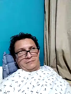 Bombi22 online show from February 12, 2025, 5:26 am