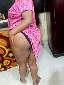  Hot-Couple online show from May 22, 2026, 5:55 pm