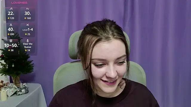 Lana  Cute  online show from January 16, 2026, 12:20 pm