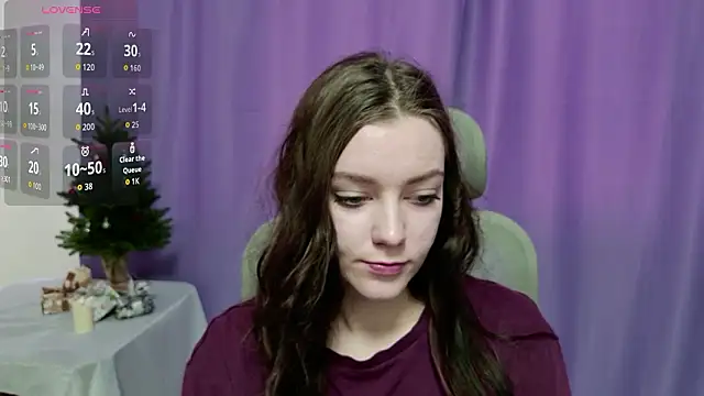 Lana  Cute  online show from January 14, 2026, 12:53 pm