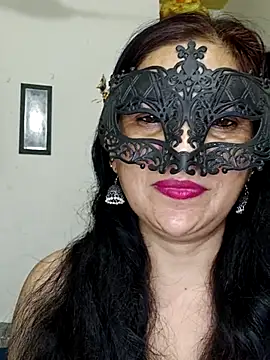 Snapshot of sexy_bhabhi69 chatting on July 20, 2026, 6:32 pm sexy bhabhi69 online show from July 20, 2026, 6:32 pm