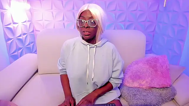 Snapshot of lolajenkins_ chatting on January 22, 2025, 1:42 am lolajenkins online show from January 22, 2025, 1:42 am