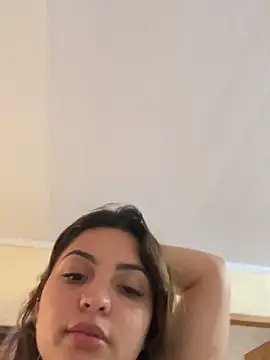 Nicollygriu online show from December 1, 2025, 8:42 pm