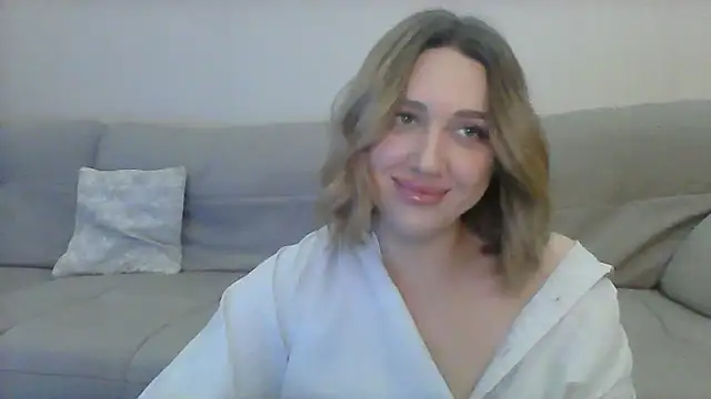 VickyLove047 online show from March 22, 2025, 8:51 am