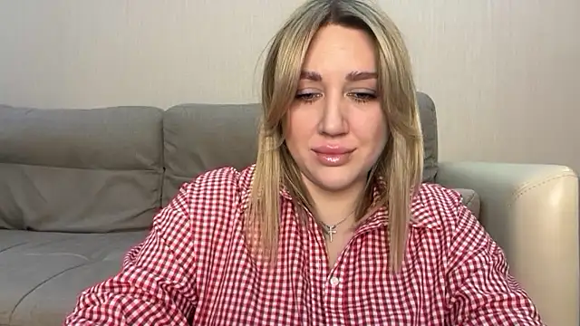 VickyLove047 online show from January 9, 2026, 8:43 am