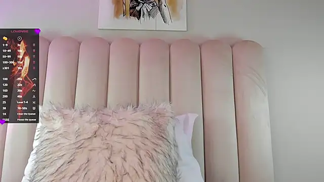 Snapshot of CharlotteDupontt chatting on February 21, 2026, 12:51 pm CharlotteDupontt online show from February 21, 2026, 12:51 pm