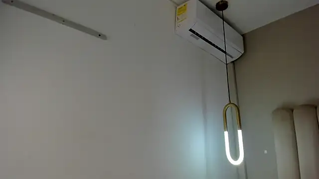 Snapshot of CharlotteDupontt chatting on February 22, 2026, 1:02 pm CharlotteDupontt online show from February 22, 2026, 1:02 pm