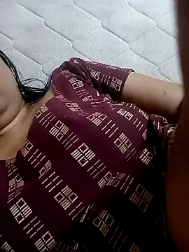 sunita-doll online show from December 3, 2025, 2:16 pm