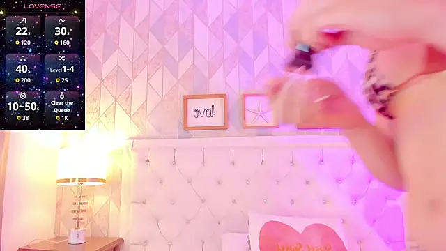 Snapshot of rebeca_watsson chatting on February 13, 2026, 11:54 am rebeca watsson online show from February 13, 2026, 11:54 am