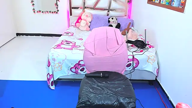 perlabeautiful online show from November 29, 2025, 1:33 pm