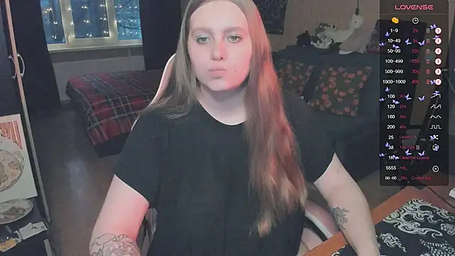 Alice Dreamgirl  online show from December 16, 2025, 1:04 pm