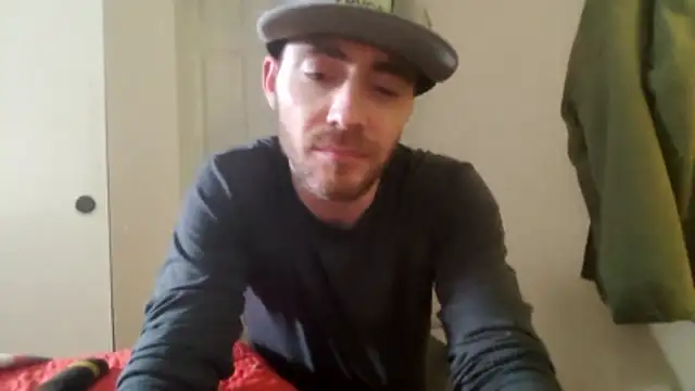 Huntzg23 online show from March 6, 2026, 12:38 am