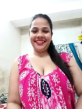 Snapshot of Hot-shot99 chatting on September 27, 2025, 5:52 pm Hot-shot99 online show from September 27, 2025, 5:52 pm