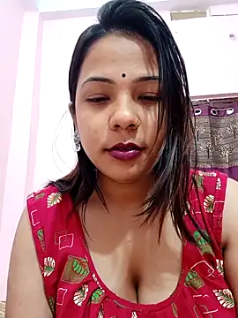 Snapshot of Hot-shot99 chatting on February 26, 2025, 7:55 am Hot-shot99 online show from February 26, 2025, 7:55 am