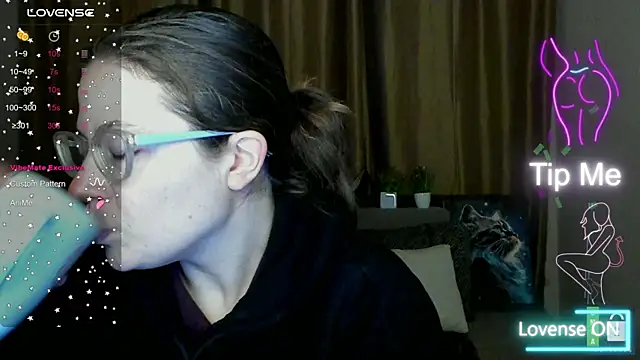 Alicia redfollow online show from October 24, 2025, 5:06 am