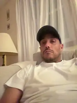 Matdeanslavenh online show from October 25, 2025, 12:43 am