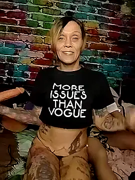 MommyMisfit online show from September 16, 2025, 2:56 am