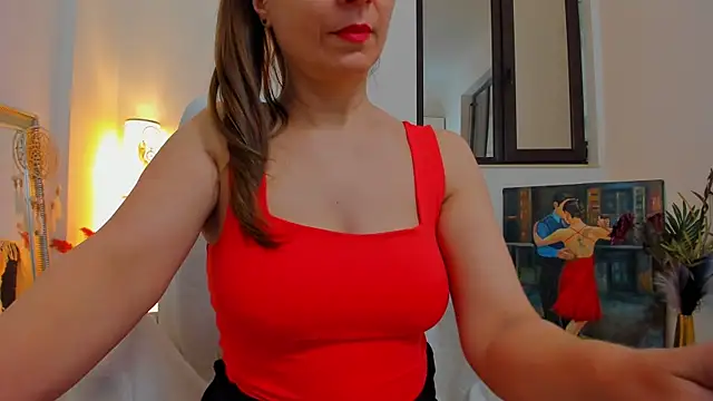 Julya Anna online show from April 10, 2026, 4:52 am