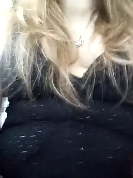 KattyLuuu online show from April 16, 2026, 10:05 am