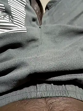 tharu111111 online show from April 1, 2026, 7:11 pm