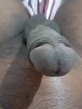 Snapshot of tharu111111 chatting on December 14, 2025, 5:51 pm tharu111111 online show from December 14, 2025, 5:51 pm