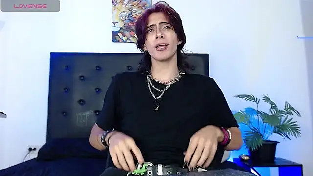 andreey50 online show from December 20, 2025, 8:01 pm