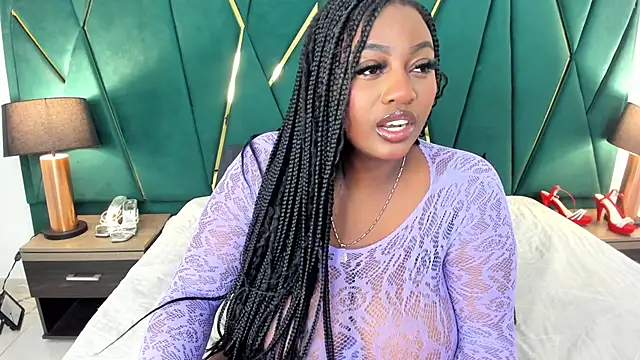 Snapshot of Tamara_Myller chatting on October 2, 2025, 12:19 pm Tamara Myller online show from October 2, 2025, 12:19 pm