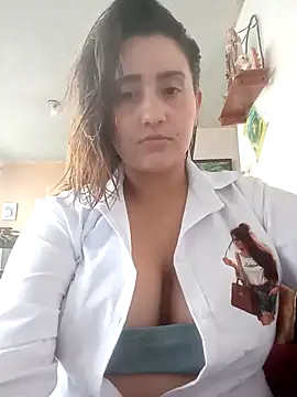 Snapshot of hanna_sky1 chatting on March 17, 2025, 7:04 pm hanna sky1 online show from March 17, 2025, 7:04 pm