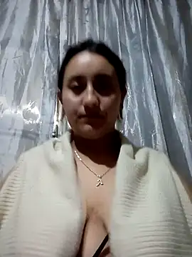 Snapshot of hanna_sky1 chatting on January 22, 2025, 1:10 am hanna sky1 online show from January 22, 2025, 1:10 am