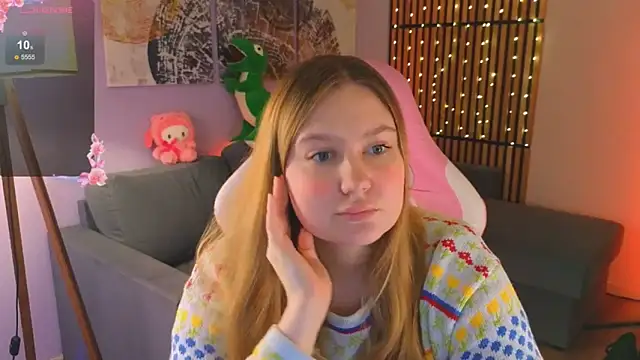 Snapshot of Ellie_Wellie chatting on March 5, 2025, 2:56 pm Ellie Wellie online show from March 5, 2025, 2:56 pm