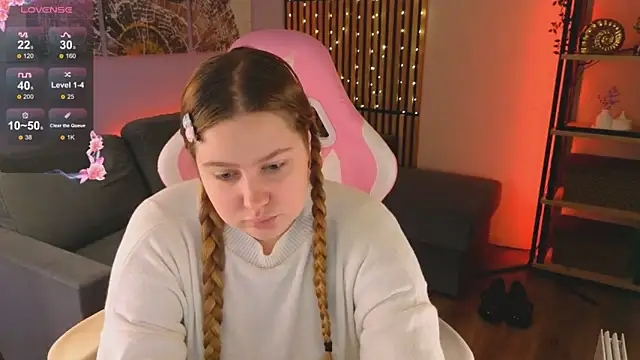 Snapshot of Ellie_Wellie chatting on March 3, 2025, 3:11 pm Ellie Wellie online show from March 3, 2025, 3:11 pm