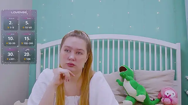 Snapshot of Ellie_Wellie chatting on March 2, 2025, 11:19 am Ellie Wellie online show from March 2, 2025, 11:19 am