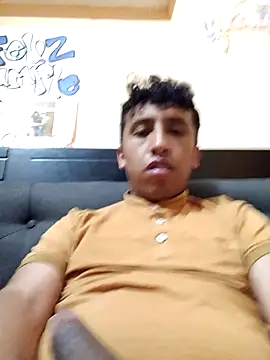 Snapshot of Alex-col chatting on April 30, 2026, 8:27 pm Alex-col online show from April 30, 2026, 8:27 pm
